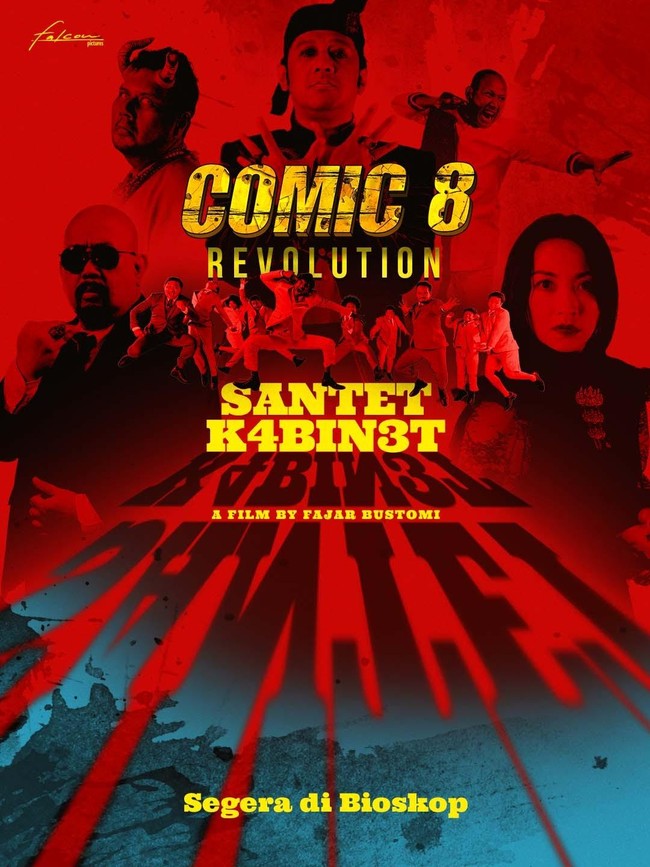 Poster film berwarna dominan merah dan hitam dengan judul “Comic 8 Revolution: Santet K4bin3t”. Beberapa karakter tampil dalam pose dramatis, termasuk sosok berkostum tradisional, tokoh berpenampilan garang, dan kumpulan figur lain dalam gaya aksi. Terdapat tulisan “A Film by Fajar Bustomi” dan “Segera di Bioskop”.