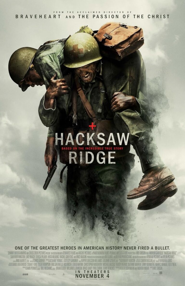 Poster film Hacksaw Ridge menampilkan seorang prajurit medis menggendong tentara yang terluka di medan perang Perang Dunia II dengan latar asap dan suasana pertempuran brutal.