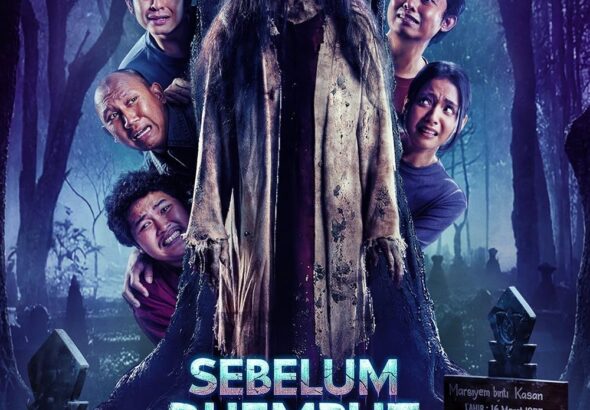 Poster film Sebelum Dijemput Nenek yang menampilkan gambar horor dengan karakter utama yang terperangkap dalam situasi menegangkan di tengah hutan.
