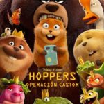 Poster film Hoppers (2026) dengan karakter animasi lucu termasuk berang-berang, ular, katak, dan burung. Poster ini menampilkan tagline "Espía entre animales" dan tanggal rilis 5 Maret 2026.